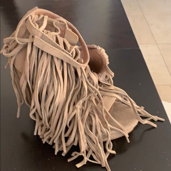 Jeffrey Campbell - Picture 1 of 3